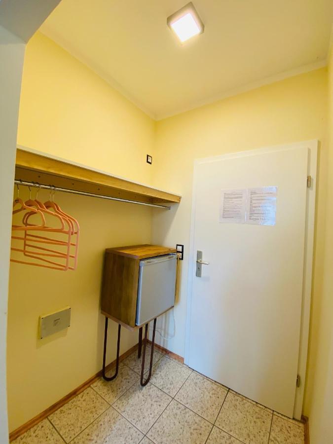 Hostel Bohlen  Buitenkant foto
